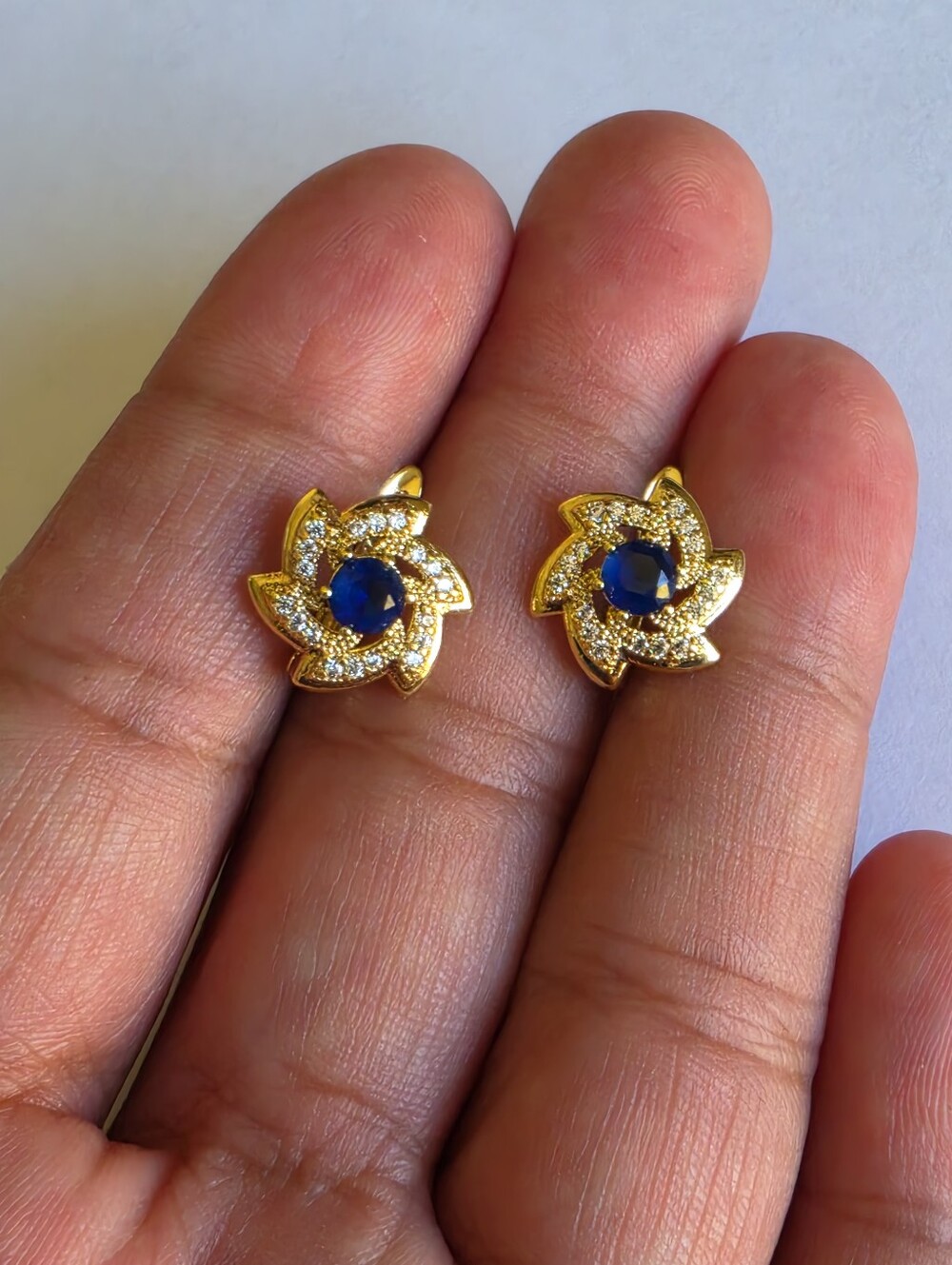 New Gold Plated Blue Sapphire Color Crystal Flower Huggie Earrings
